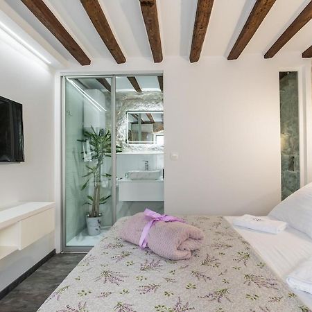 Bonbon Old Town Private En-Suite Room Split Luaran gambar