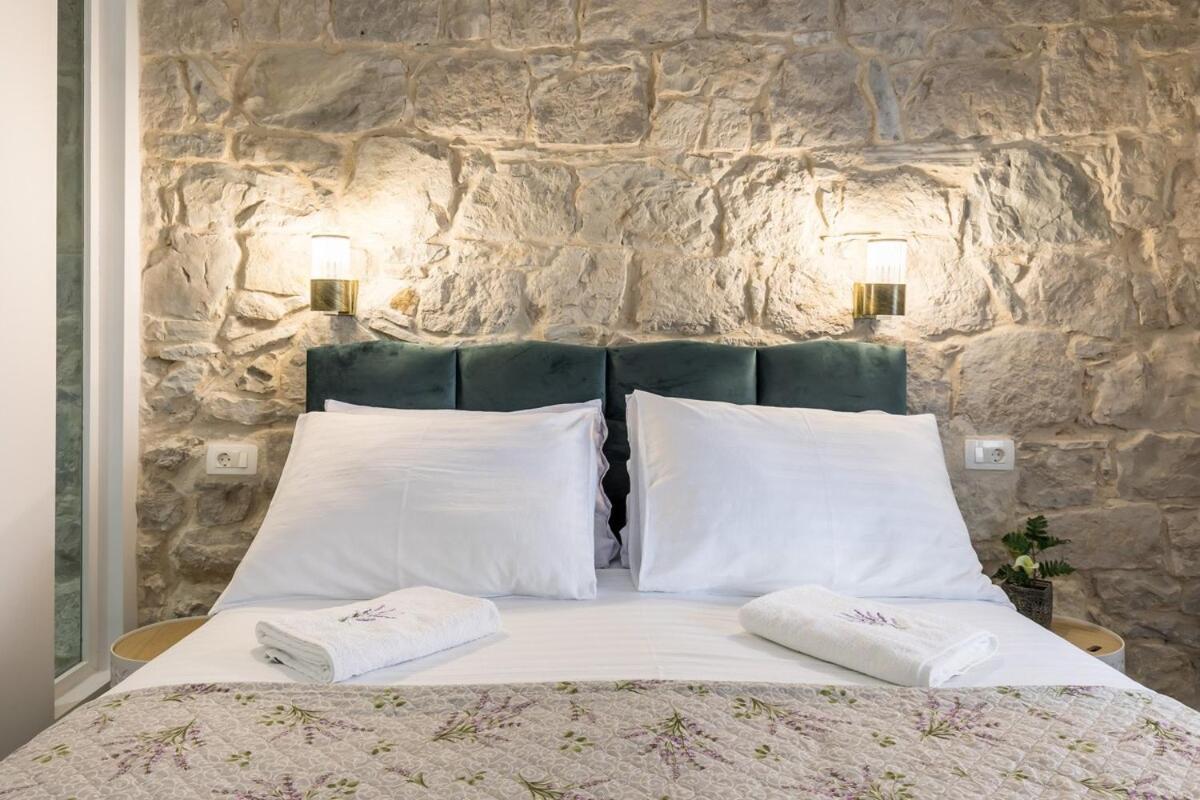 Bonbon Old Town Private En-Suite Room Split Luaran gambar