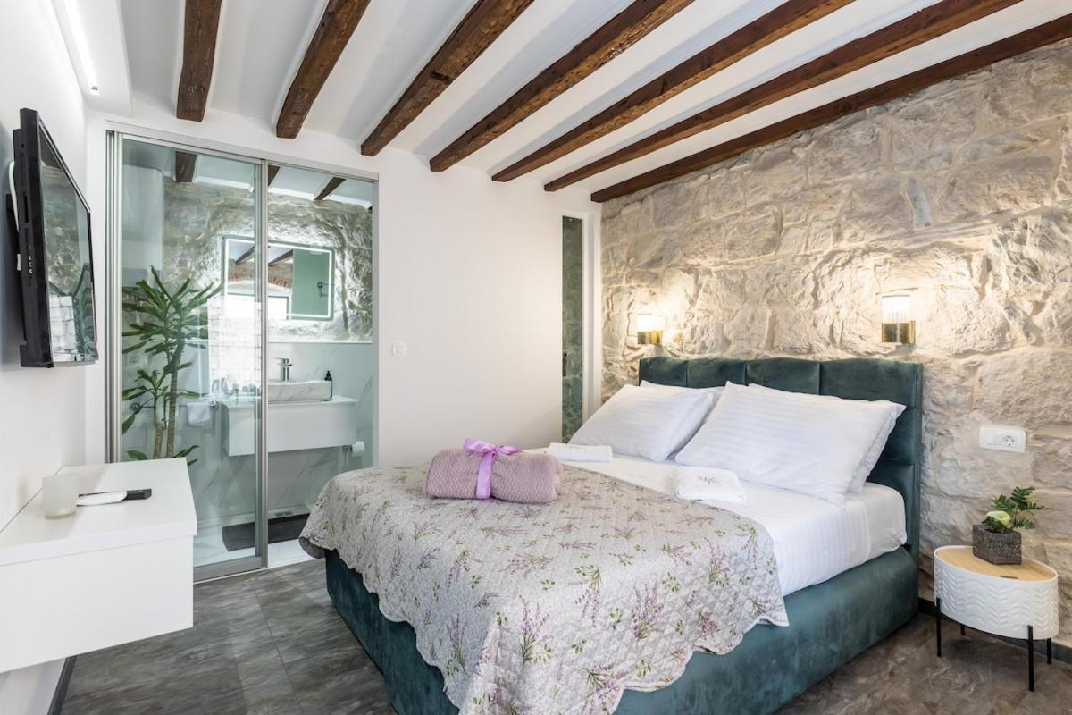 Bonbon Old Town Private En-Suite Room Split Luaran gambar
